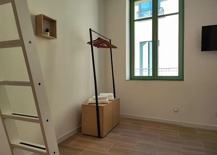 Escale Entre Cite Et Bastide Clim Wifi Smart Tv